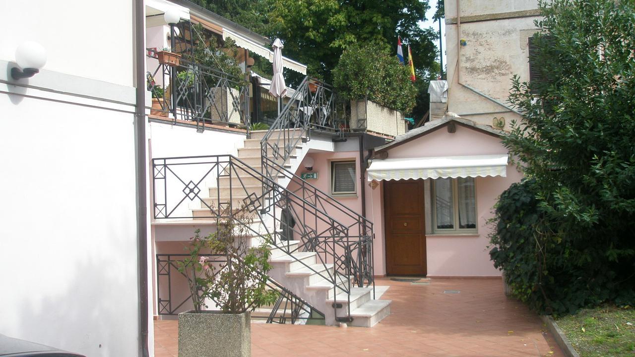 Hotel Athena Spoleto Exterior photo