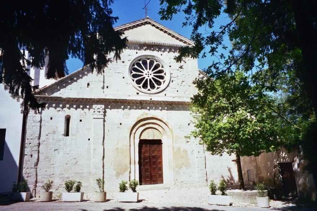 Hotel Athena Spoleto Exterior photo